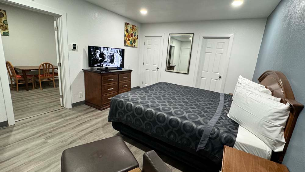 Accommodating Standard King Room